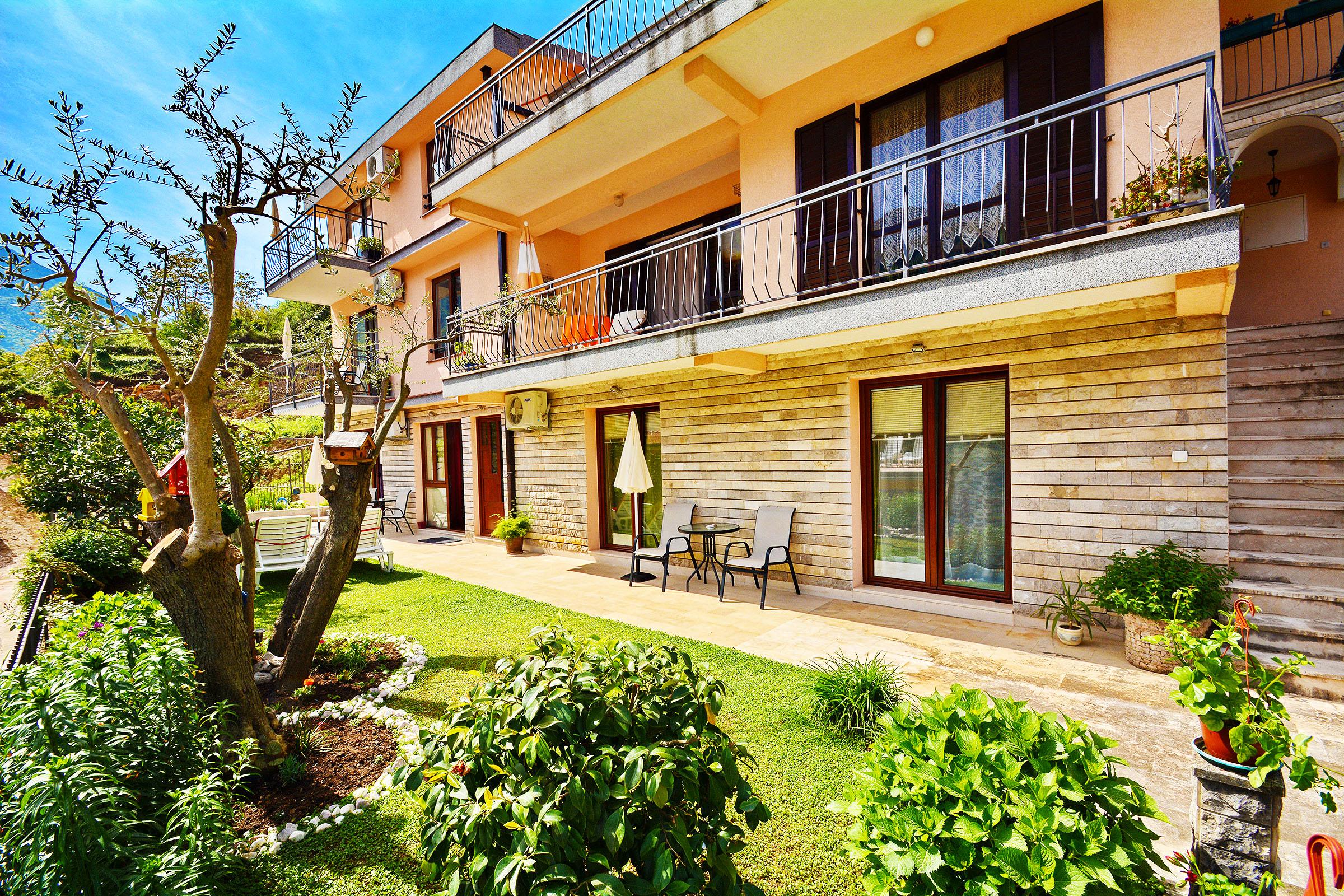 Apartments Andrija โกตอร์ ภายนอก รูปภาพ