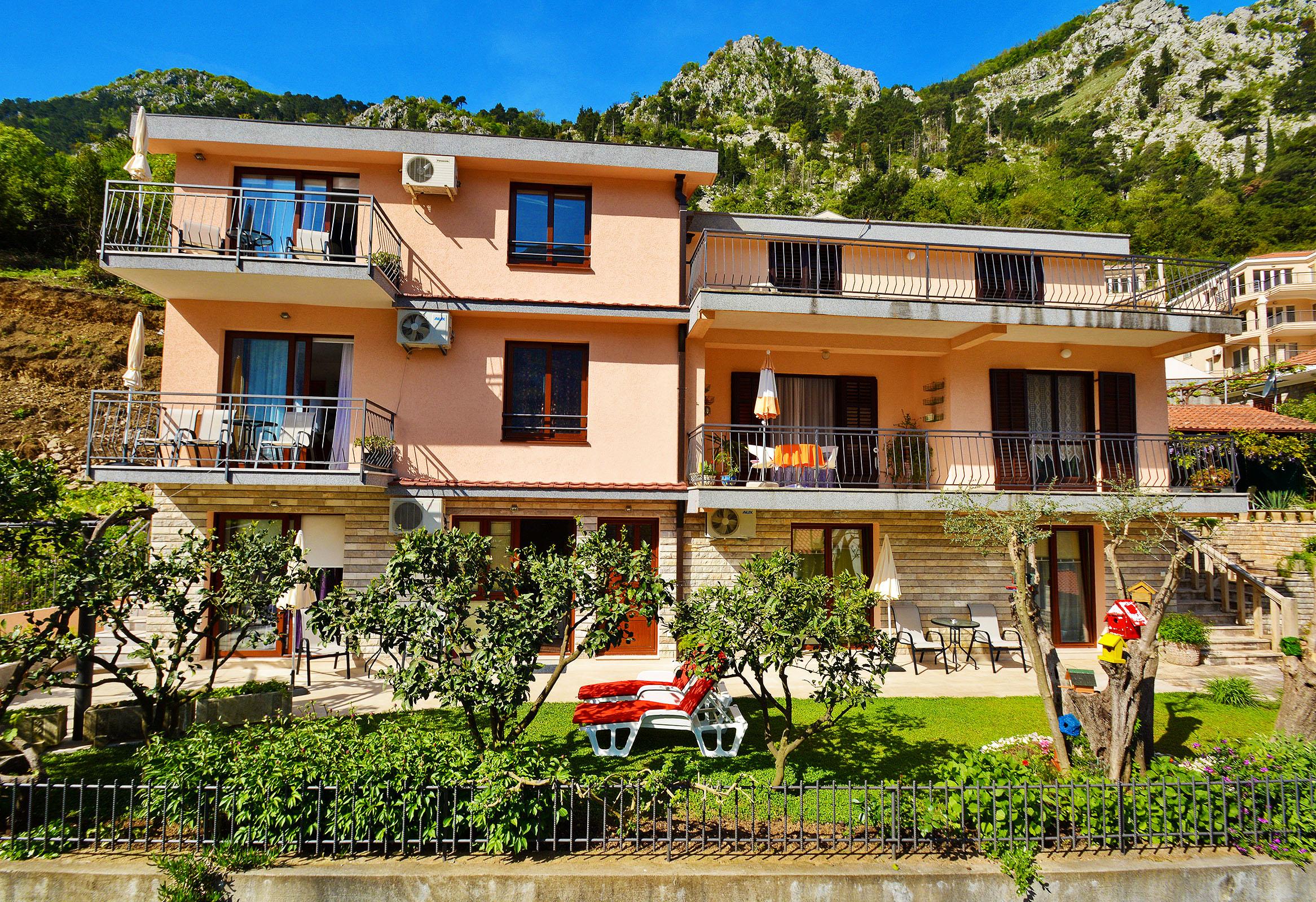 Apartments Andrija โกตอร์ ภายนอก รูปภาพ