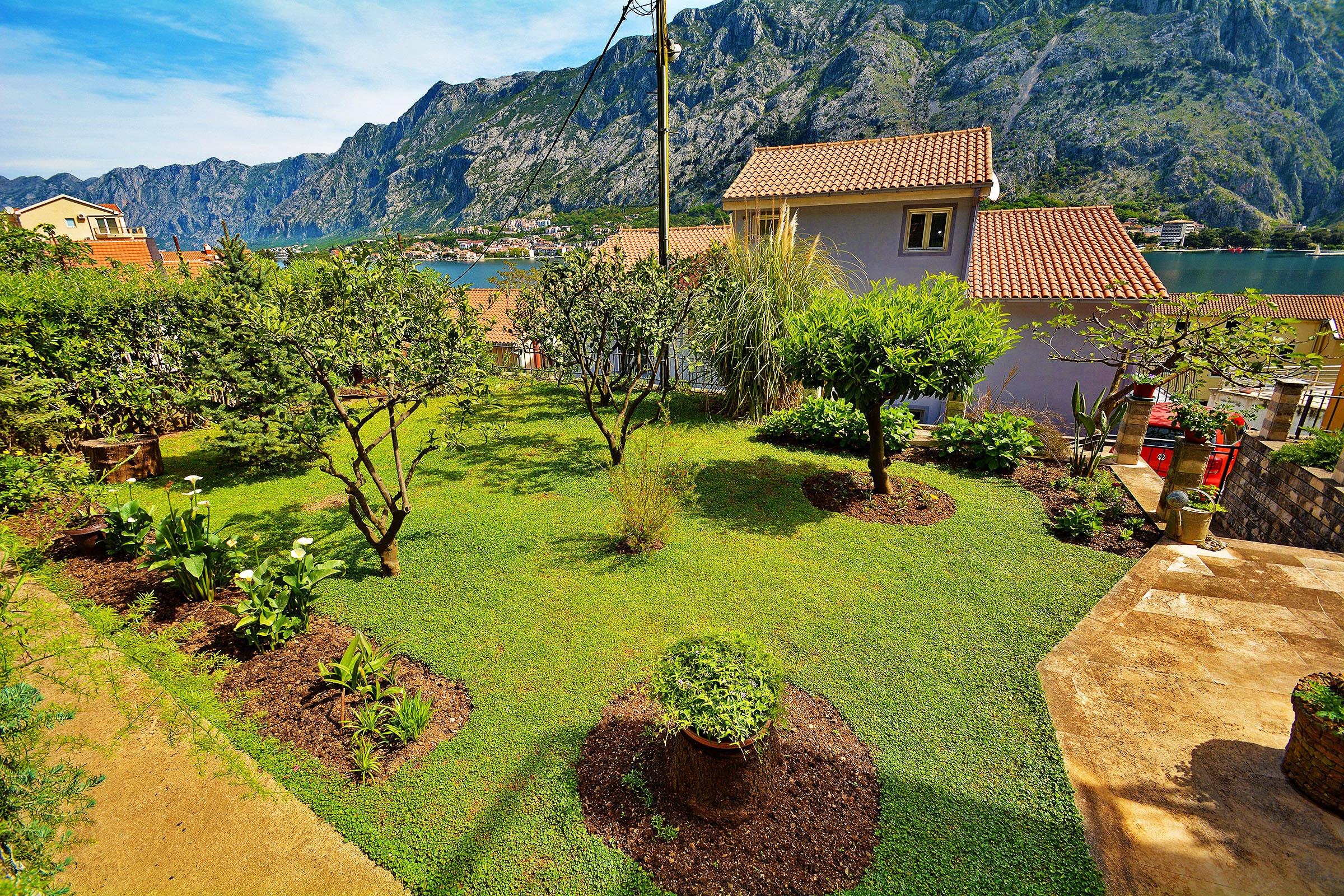 Apartments Andrija โกตอร์ ภายนอก รูปภาพ