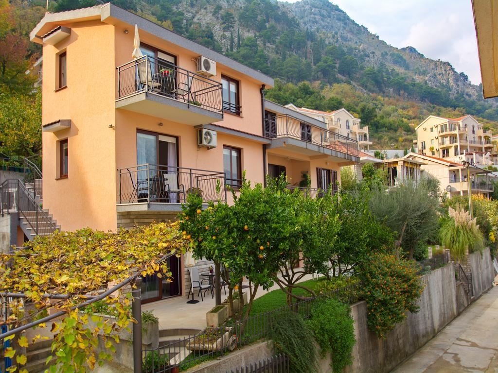 Apartments Andrija โกตอร์ ภายนอก รูปภาพ