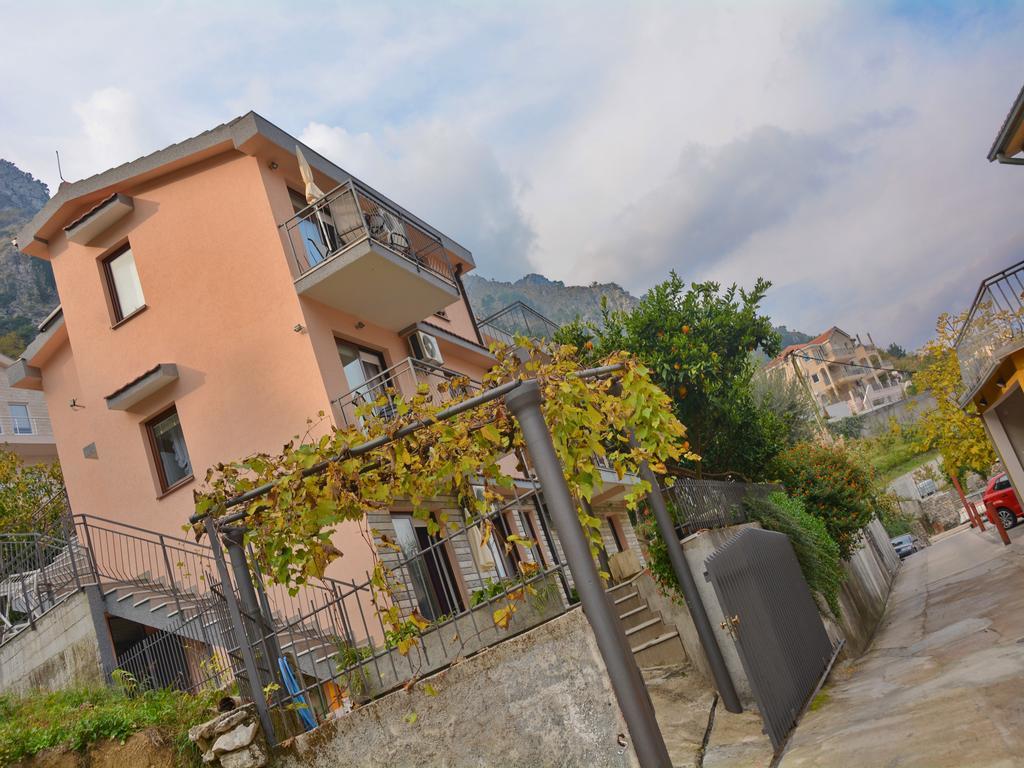 Apartments Andrija โกตอร์ ภายนอก รูปภาพ